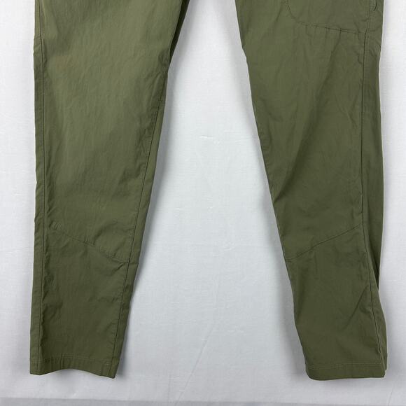 Duluth Trading Co AKHG Access Point Pull On Slim Leg Pants Green Women's Size 8 - Picture 3 of 10